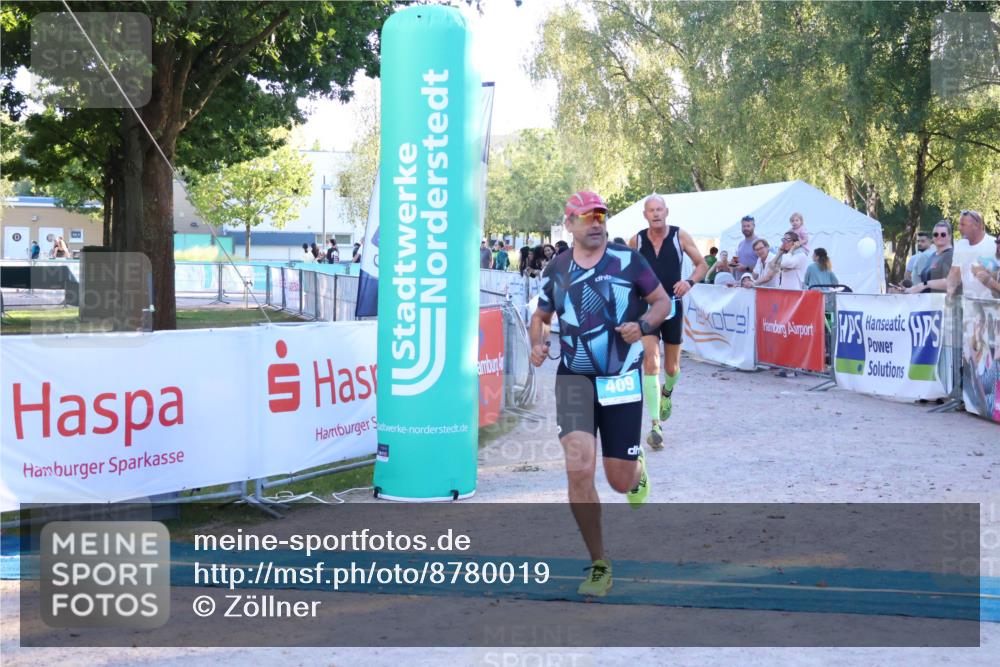 07.09.2025 - 19. Norderstedt Triathlon Zöllner http://msf.ph/oto/8780019 07.09.2025 17:34:16 Ziel 409, 910 meine-sportfotos.de