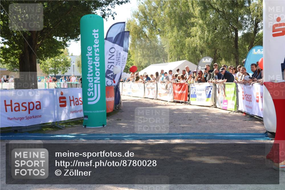 07.09.2025 - 19. Norderstedt Triathlon Zöllner http://msf.ph/oto/8780028 07.09.2025 12:46:25 Ziel 184, 226, 267, 1246 meine-sportfotos.de