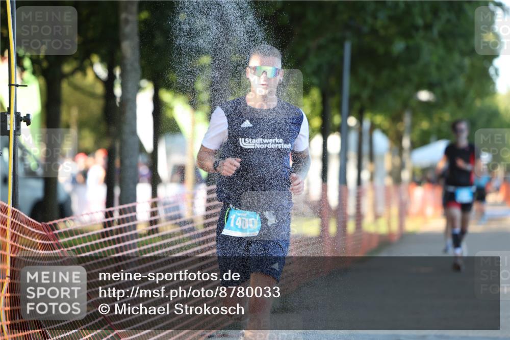 07.09.2025 - 19. Norderstedt Triathlon Michael Strokosch http://msf.ph/oto/8780033 07.09.2025 17:05:16 Laufen 1400, 1446 meine-sportfotos.de