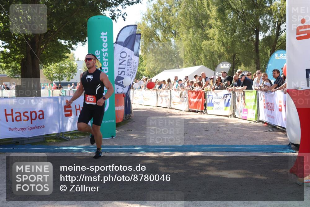 07.09.2025 - 19. Norderstedt Triathlon Zöllner http://msf.ph/oto/8780046 07.09.2025 12:46:31 Ziel 703 meine-sportfotos.de