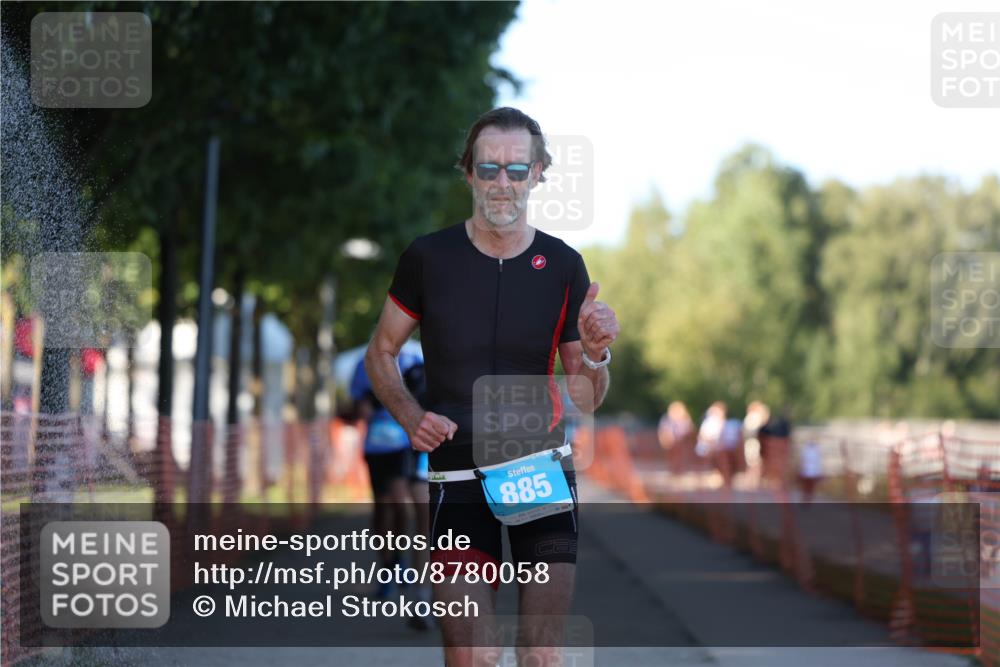 07.09.2025 - 19. Norderstedt Triathlon Michael Strokosch http://msf.ph/oto/8780058 07.09.2025 17:05:20 Laufen 1446 meine-sportfotos.de