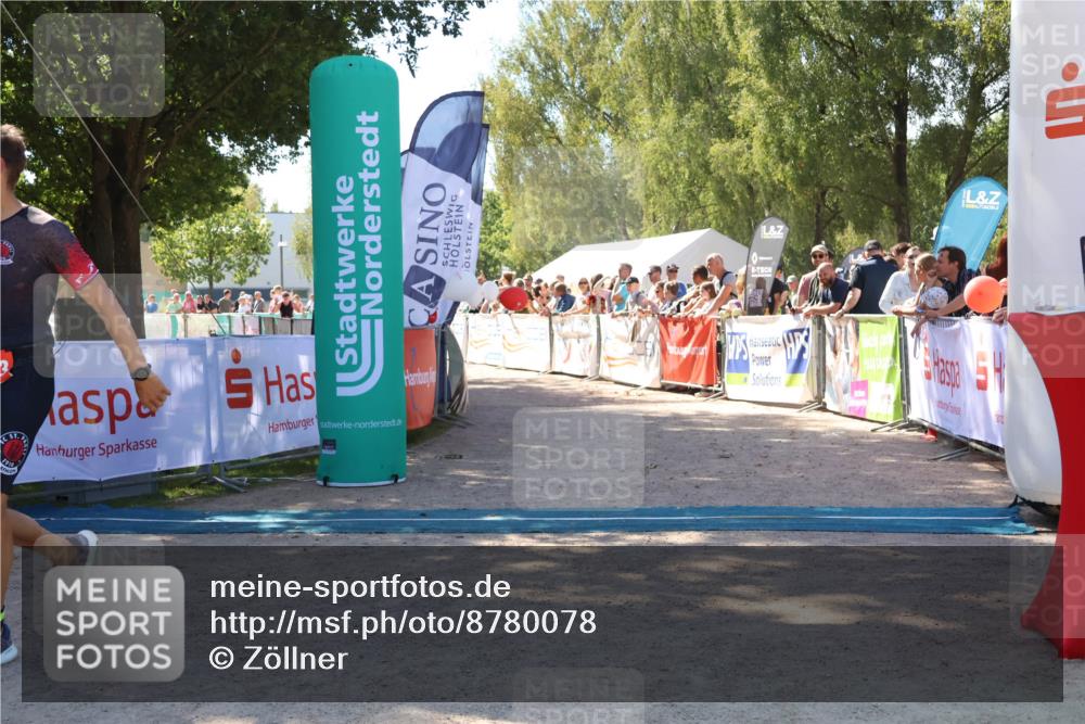 07.09.2025 - 19. Norderstedt Triathlon Zöllner http://msf.ph/oto/8780078 07.09.2025 12:46:46 Ziel 1233 meine-sportfotos.de