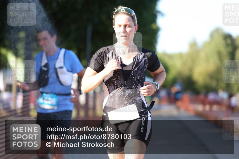 07.09.2025 - 19. Norderstedt Triathlon Michael Strokosch http://msf.ph/oto/8780103 07.09.2025 17:05:25 Laufen 1108, 1446 meine-sportfotos.de