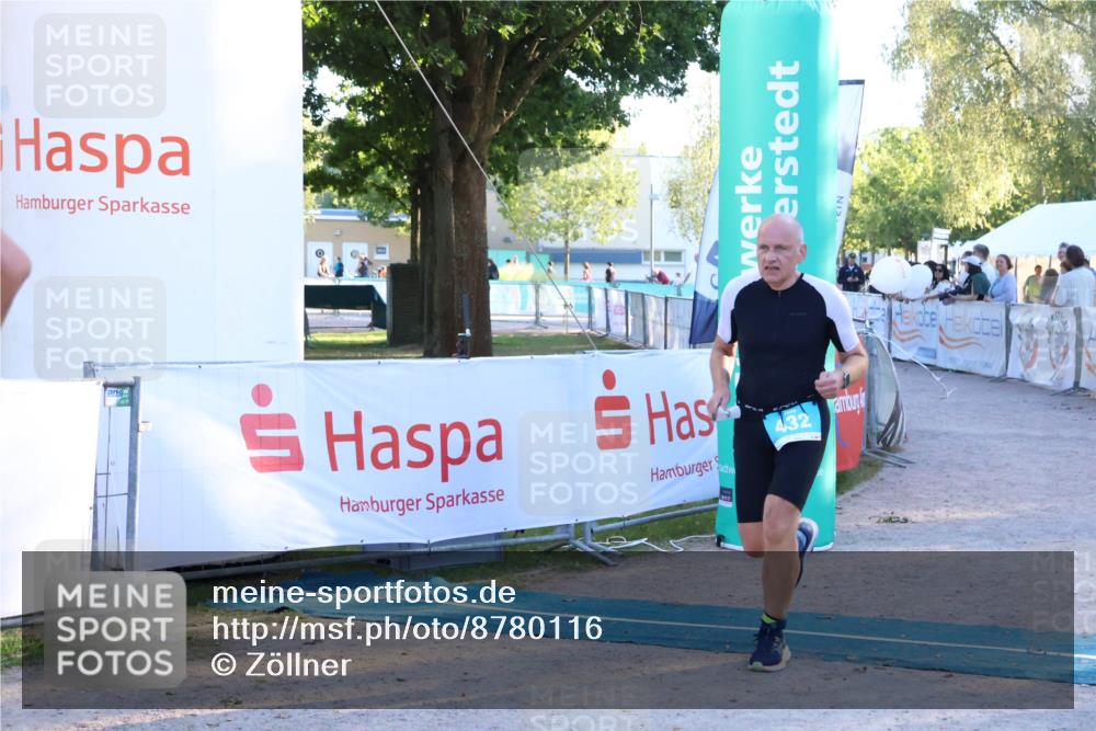 07.09.2025 - 19. Norderstedt Triathlon Zöllner http://msf.ph/oto/8780116 07.09.2025 17:34:23 Ziel 432, 910 meine-sportfotos.de