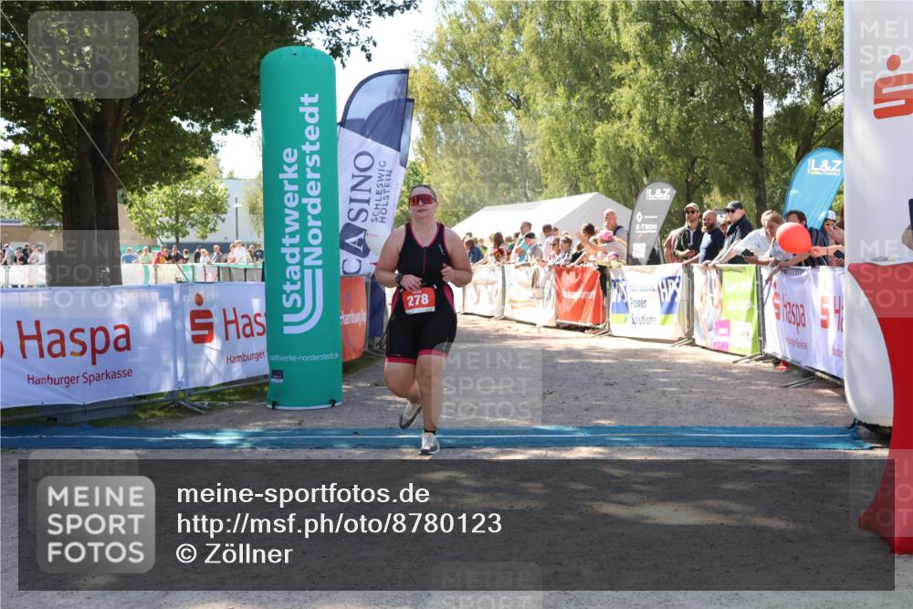 07.09.2025 - 19. Norderstedt Triathlon Zöllner http://msf.ph/oto/8780123 07.09.2025 12:46:59 Ziel 278, 838 meine-sportfotos.de