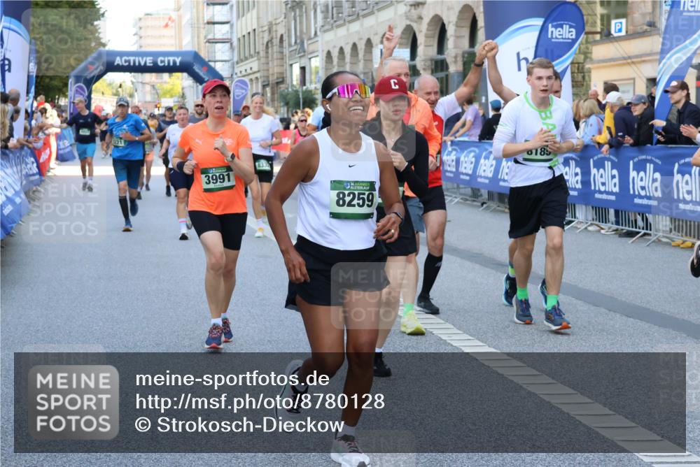 07.09.2025 - BARMER Alsterlauf Strokosch-Dieckow http://msf.ph/oto/8780128 07.09.2025 10:06:12 Ziel 2237, 2254, 2380, 2467, 2468, 2523, 2573, 2574, 2795, 3157, 3184, 3212, 3275, 3321, 3345, 3428, 3439, 3691, 3804, 3810, 3940, 3957, 3958, 4064, 4205, 4272, 4356, 4591, 5050, 5217, 5240, 5348, 5602, 5759, 5934, 6036, 6039, 6045, 6149, 6173, 6299, 6302, 6342, 8076, 8152, 8212 meine-sportfotos.de