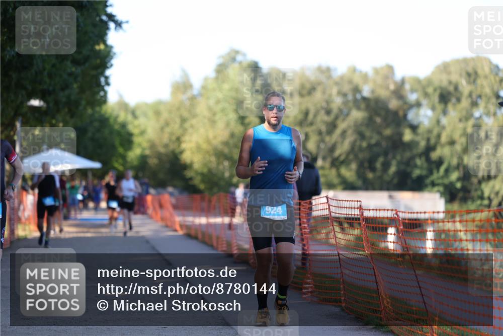 07.09.2025 - 19. Norderstedt Triathlon Michael Strokosch http://msf.ph/oto/8780144 07.09.2025 17:05:39 Laufen 924 meine-sportfotos.de