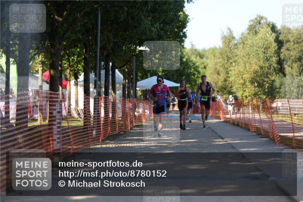 07.09.2025 - 19. Norderstedt Triathlon Michael Strokosch http://msf.ph/oto/8780152 07.09.2025 16:02:17 Laufen 457, 522 meine-sportfotos.de