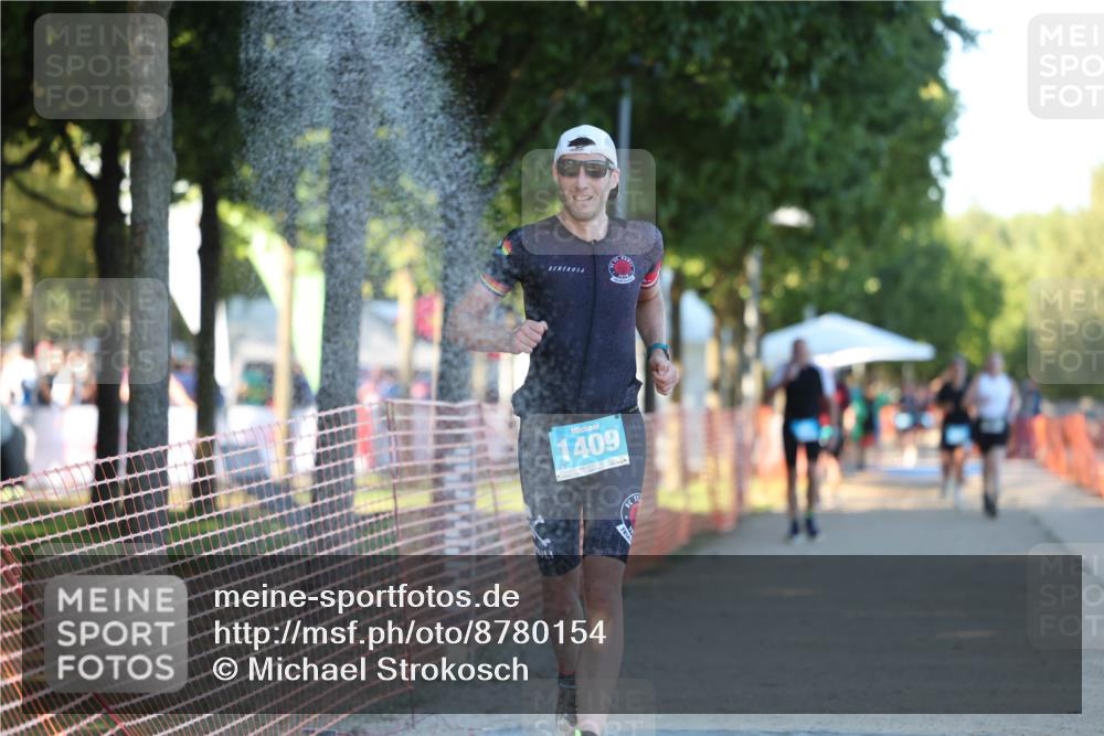 07.09.2025 - 19. Norderstedt Triathlon Michael Strokosch http://msf.ph/oto/8780154 07.09.2025 17:05:41 Laufen 432, 924 meine-sportfotos.de