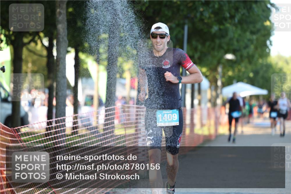07.09.2025 - 19. Norderstedt Triathlon Michael Strokosch http://msf.ph/oto/8780156 07.09.2025 17:05:41 Laufen 432, 924 meine-sportfotos.de