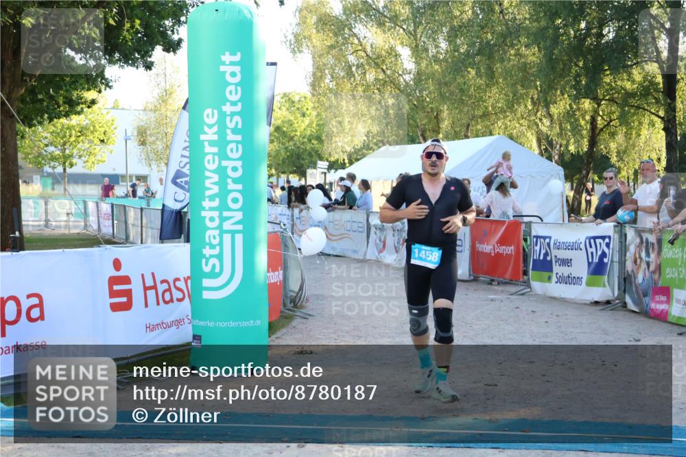 07.09.2025 - 19. Norderstedt Triathlon Zöllner http://msf.ph/oto/8780187 07.09.2025 17:35:03 Ziel 1458 meine-sportfotos.de
