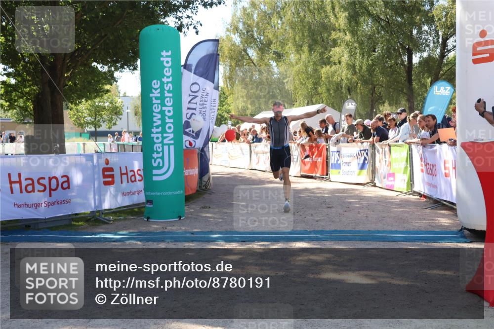 07.09.2025 - 19. Norderstedt Triathlon Zöllner http://msf.ph/oto/8780191 07.09.2025 12:47:46 Ziel 151 meine-sportfotos.de