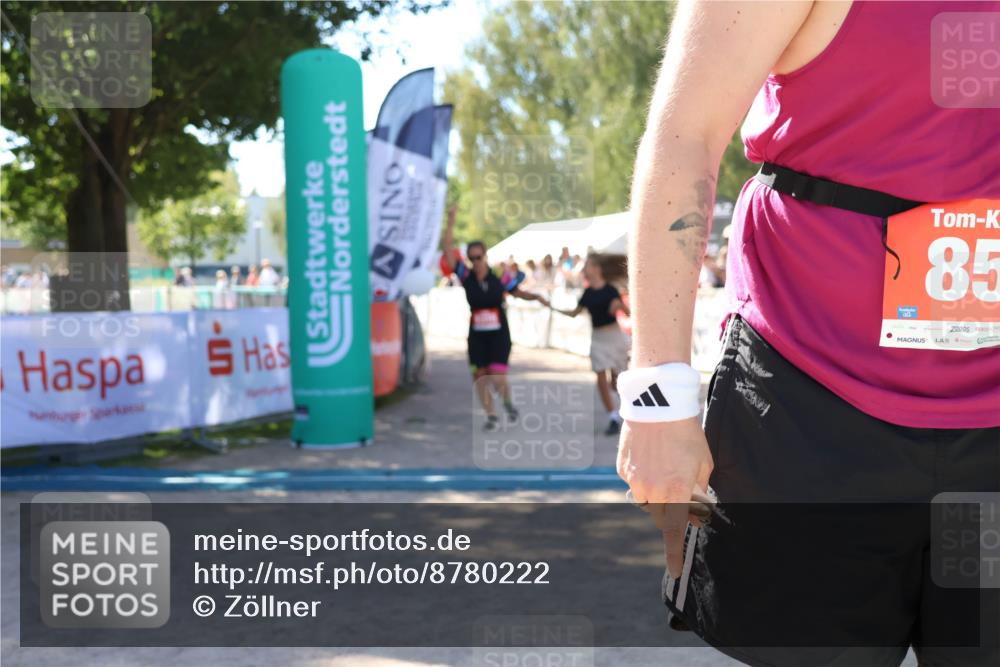 07.09.2025 - 19. Norderstedt Triathlon Zöllner http://msf.ph/oto/8780222 07.09.2025 12:48:35 Ziel 1315 meine-sportfotos.de