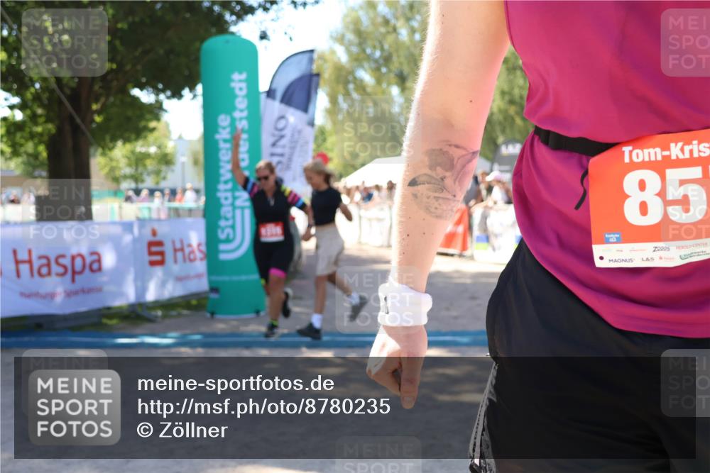 07.09.2025 - 19. Norderstedt Triathlon Zöllner http://msf.ph/oto/8780235 07.09.2025 12:48:36 Ziel 1315 meine-sportfotos.de