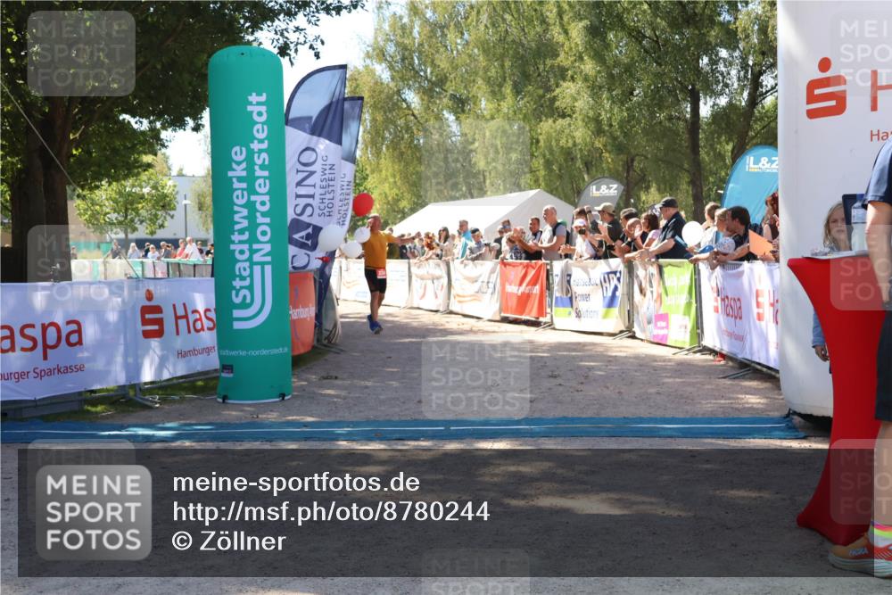 07.09.2025 - 19. Norderstedt Triathlon Zöllner http://msf.ph/oto/8780244 07.09.2025 12:49:01 Ziel 234, 1349 meine-sportfotos.de