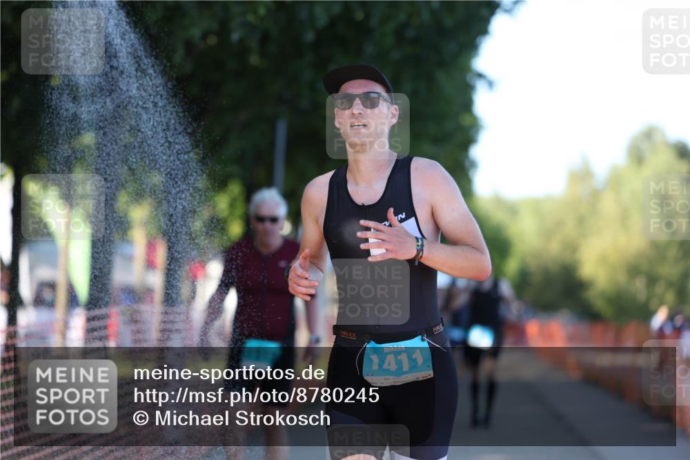 07.09.2025 - 19. Norderstedt Triathlon Michael Strokosch http://msf.ph/oto/8780245 07.09.2025 17:06:10 Laufen 929, 1454, 1515 meine-sportfotos.de