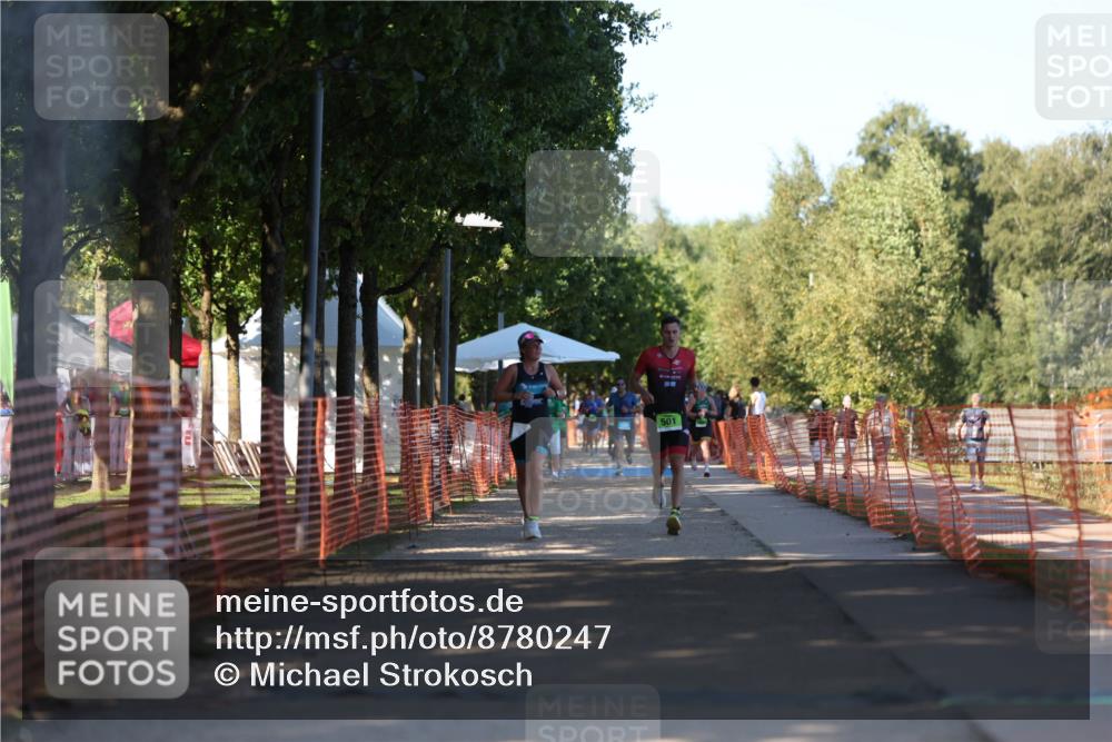 07.09.2025 - 19. Norderstedt Triathlon Michael Strokosch http://msf.ph/oto/8780247 07.09.2025 16:02:44 Laufen 430, 501, 1486 meine-sportfotos.de