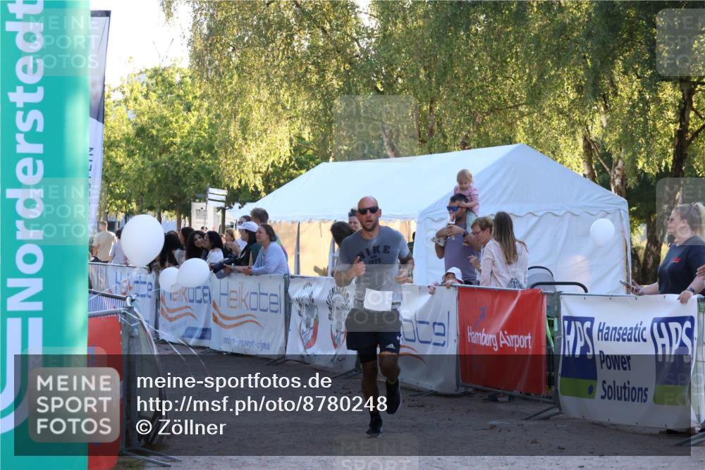 07.09.2025 - 19. Norderstedt Triathlon Zöllner http://msf.ph/oto/8780248 07.09.2025 17:35:12 Ziel 925 meine-sportfotos.de