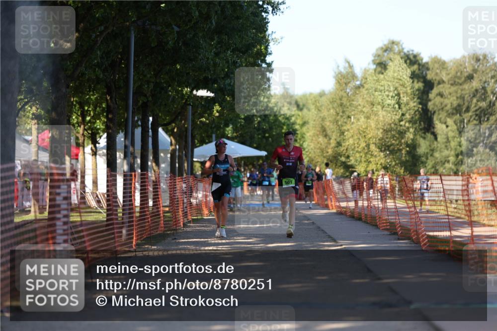07.09.2025 - 19. Norderstedt Triathlon Michael Strokosch http://msf.ph/oto/8780251 07.09.2025 16:02:45 Laufen 430, 501, 1486 meine-sportfotos.de