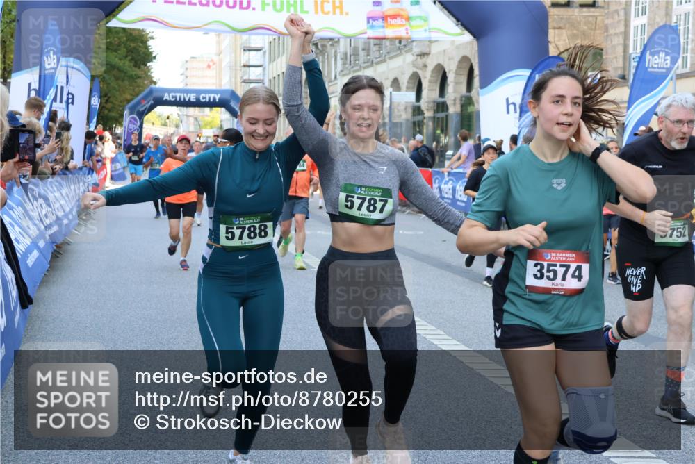 07.09.2025 - BARMER Alsterlauf Strokosch-Dieckow http://msf.ph/oto/8780255 07.09.2025 10:06:09 Ziel 2237, 2254, 2277, 2344, 2380, 2467, 2468, 2523, 2573, 2574, 2795, 3157, 3184, 3212, 3275, 3321, 3345, 3428, 3439, 3490, 3810, 3957, 3958, 4064, 4205, 4272, 4319, 4356, 4525, 4591, 5050, 5217, 5240, 5348, 5602, 5759, 5934, 6036, 6045, 6149, 6173, 6299, 6302, 8076, 8152, 8212 meine-sportfotos.de