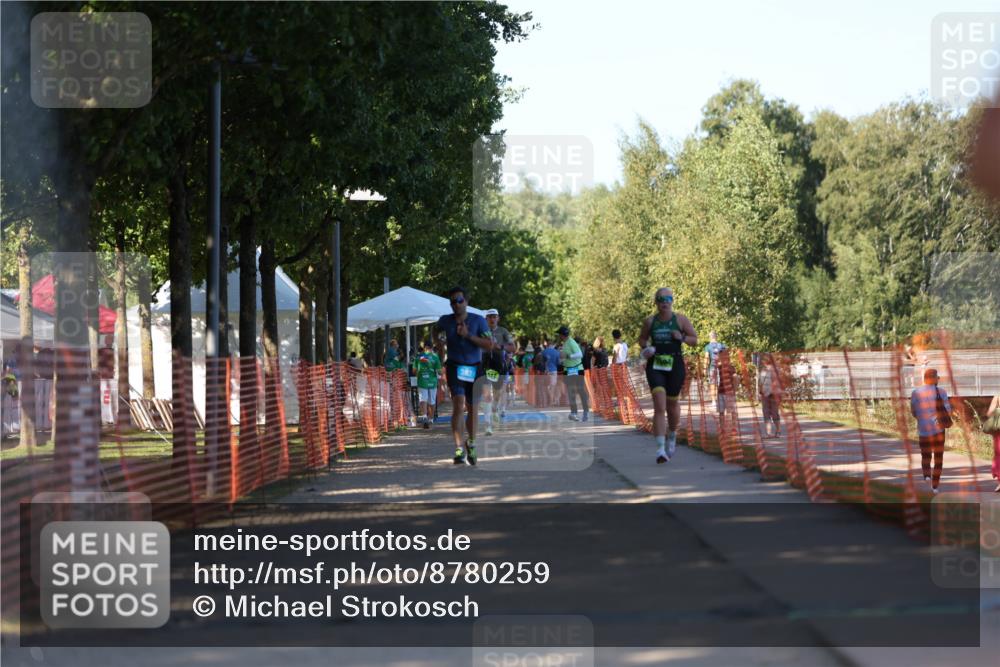 07.09.2025 - 19. Norderstedt Triathlon Michael Strokosch http://msf.ph/oto/8780259 07.09.2025 16:02:54 Laufen 501, 1486, 1504 meine-sportfotos.de