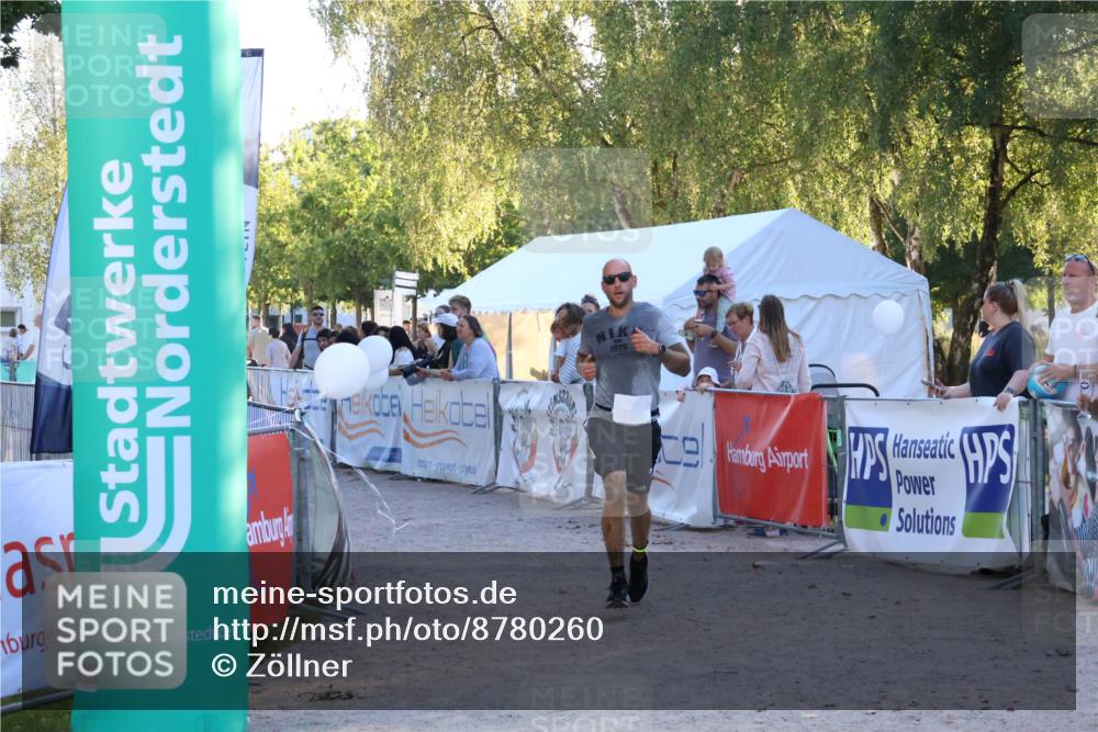 07.09.2025 - 19. Norderstedt Triathlon Zöllner http://msf.ph/oto/8780260 07.09.2025 17:35:13 Ziel 925 meine-sportfotos.de