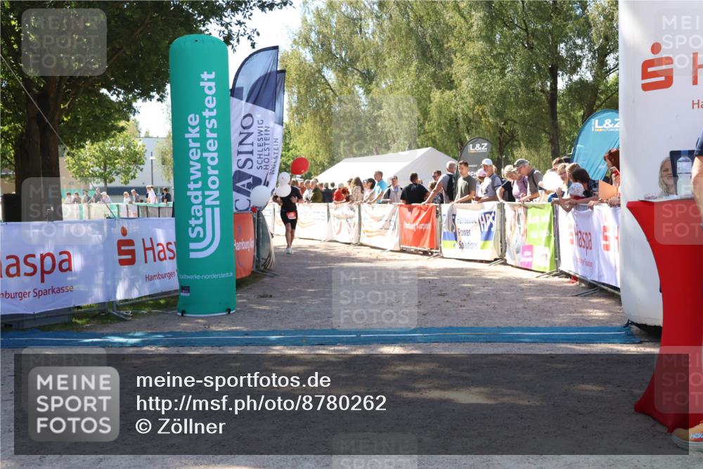 07.09.2025 - 19. Norderstedt Triathlon Zöllner http://msf.ph/oto/8780262 07.09.2025 12:49:45 Ziel 202 meine-sportfotos.de