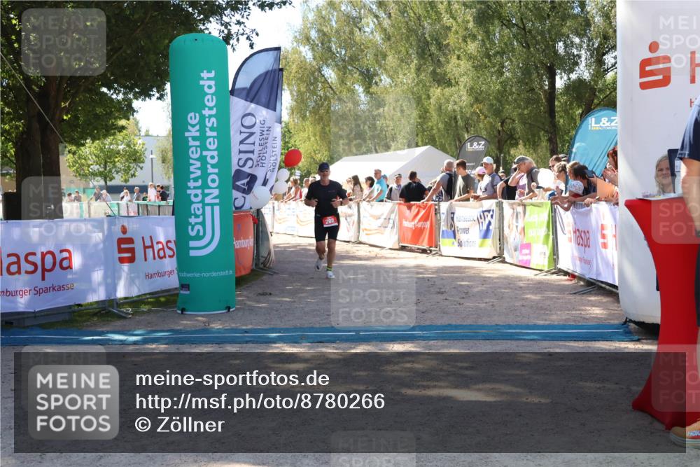 07.09.2025 - 19. Norderstedt Triathlon Zöllner http://msf.ph/oto/8780266 07.09.2025 12:49:47 Ziel 202 meine-sportfotos.de