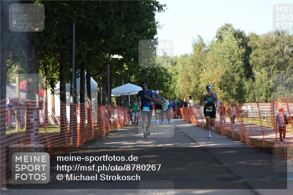 07.09.2025 - 19. Norderstedt Triathlon Michael Strokosch http://msf.ph/oto/8780267 07.09.2025 16:02:55 Laufen 1486, 1504 meine-sportfotos.de