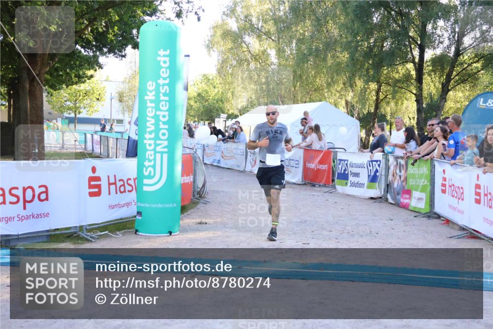 07.09.2025 - 19. Norderstedt Triathlon Zöllner http://msf.ph/oto/8780274 07.09.2025 17:35:14 Ziel 925 meine-sportfotos.de