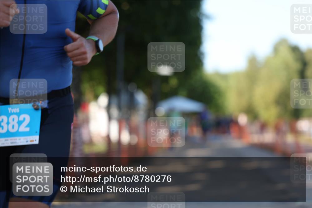 07.09.2025 - 19. Norderstedt Triathlon Michael Strokosch http://msf.ph/oto/8780276 07.09.2025 16:03:03 Laufen 517, 1504 meine-sportfotos.de
