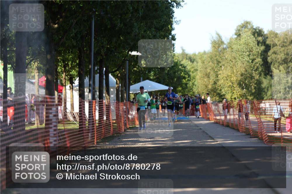 07.09.2025 - 19. Norderstedt Triathlon Michael Strokosch http://msf.ph/oto/8780278 07.09.2025 16:03:04 Laufen 517, 1504 meine-sportfotos.de