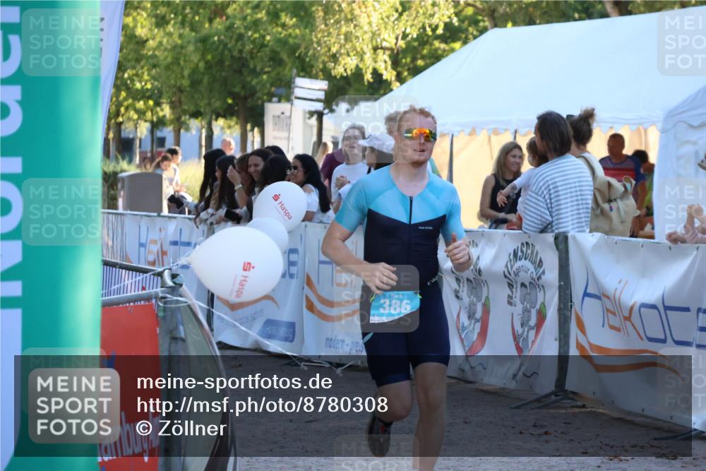 07.09.2025 - 19. Norderstedt Triathlon Zöllner http://msf.ph/oto/8780308 07.09.2025 17:35:27 Ziel 386 meine-sportfotos.de