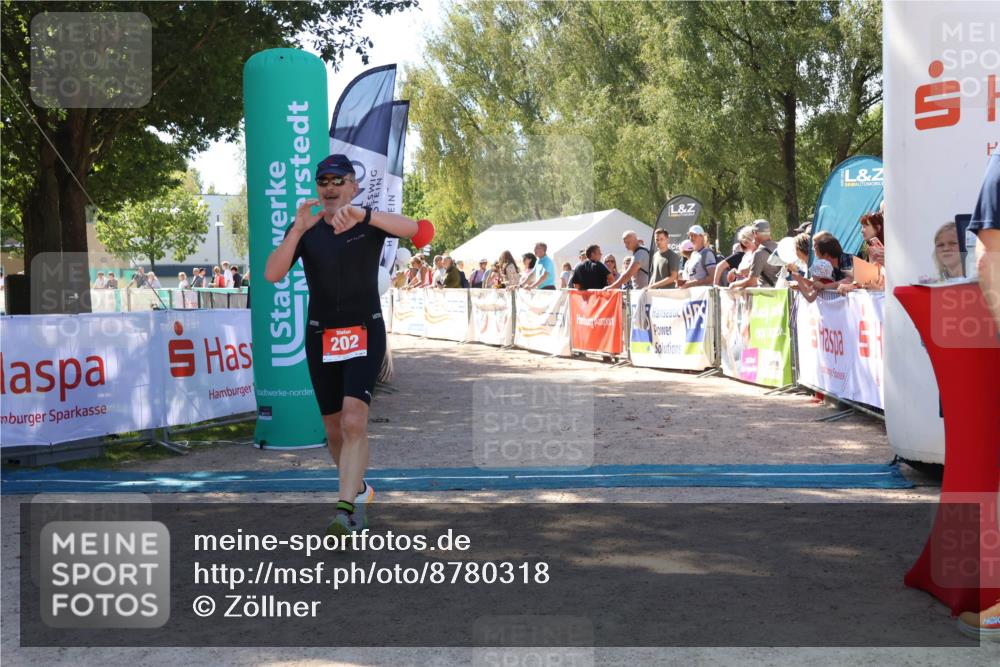 07.09.2025 - 19. Norderstedt Triathlon Zöllner http://msf.ph/oto/8780318 07.09.2025 12:49:50 Ziel 202 meine-sportfotos.de
