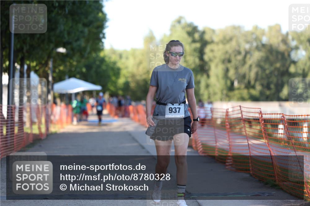 07.09.2025 - 19. Norderstedt Triathlon Michael Strokosch http://msf.ph/oto/8780328 07.09.2025 17:06:32 Laufen 406, 937 meine-sportfotos.de