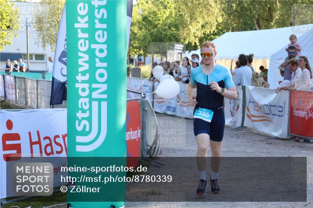 07.09.2025 - 19. Norderstedt Triathlon Zöllner http://msf.ph/oto/8780339 07.09.2025 17:35:29 Ziel 386 meine-sportfotos.de