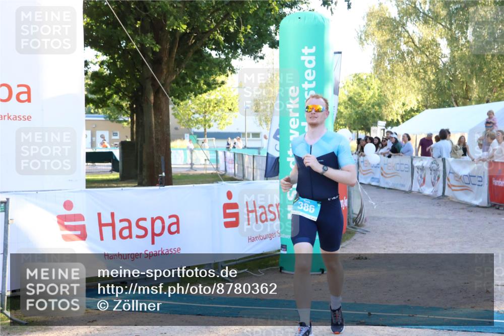 07.09.2025 - 19. Norderstedt Triathlon Zöllner http://msf.ph/oto/8780362 07.09.2025 17:35:30 Ziel 386 meine-sportfotos.de