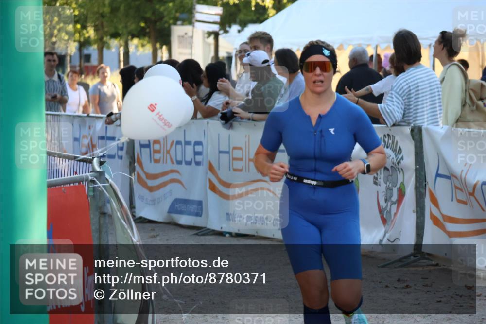 07.09.2025 - 19. Norderstedt Triathlon Zöllner http://msf.ph/oto/8780371 07.09.2025 17:35:47 Ziel 1454 meine-sportfotos.de