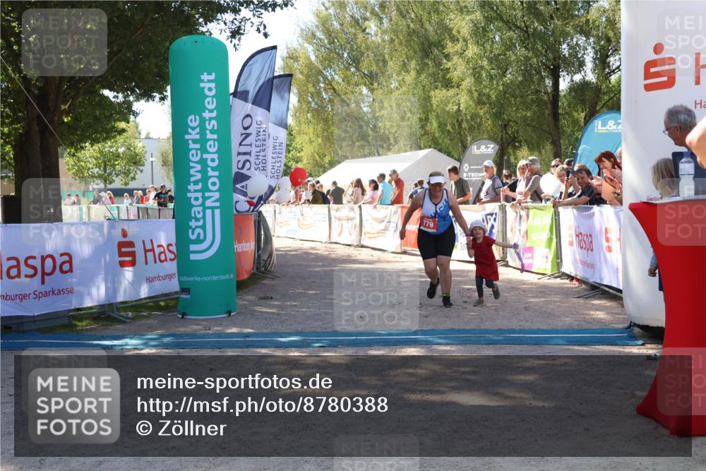 07.09.2025 - 19. Norderstedt Triathlon Zöllner http://msf.ph/oto/8780388 07.09.2025 12:50:16 Ziel 779 meine-sportfotos.de