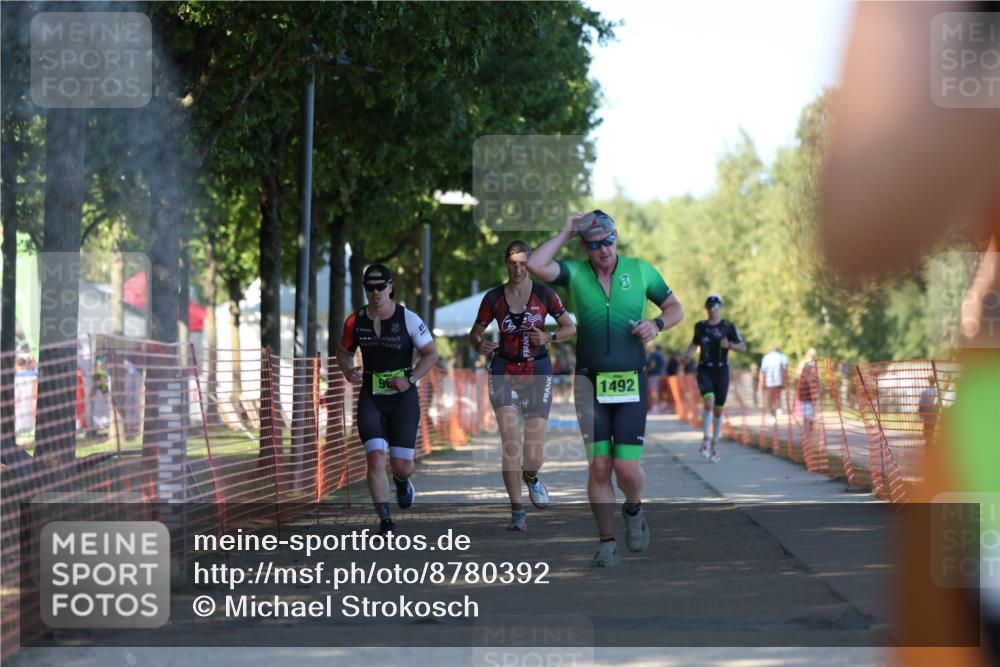 07.09.2025 - 19. Norderstedt Triathlon Michael Strokosch http://msf.ph/oto/8780392 07.09.2025 16:03:29 Laufen 438, 459, 477, 498, 537, 1492 meine-sportfotos.de