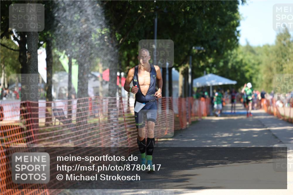 07.09.2025 - 19. Norderstedt Triathlon Michael Strokosch http://msf.ph/oto/8780417 07.09.2025 15:00:52 Laufen 1457 meine-sportfotos.de
