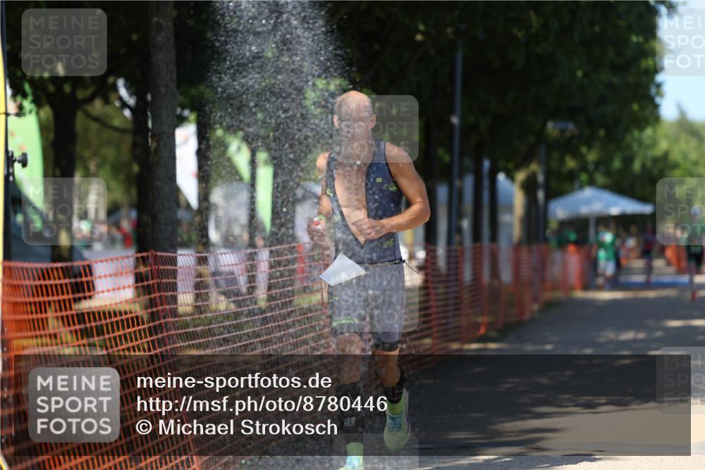 07.09.2025 - 19. Norderstedt Triathlon Michael Strokosch http://msf.ph/oto/8780446 07.09.2025 15:00:53 Laufen 1457 meine-sportfotos.de
