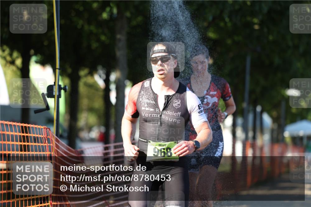 07.09.2025 - 19. Norderstedt Triathlon Michael Strokosch http://msf.ph/oto/8780453 07.09.2025 16:03:33 Laufen 438, 498, 537, 1492 meine-sportfotos.de