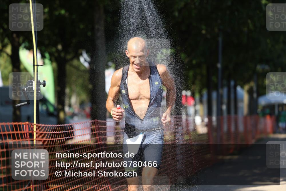 07.09.2025 - 19. Norderstedt Triathlon Michael Strokosch http://msf.ph/oto/8780466 07.09.2025 15:00:54 Laufen 1457 meine-sportfotos.de