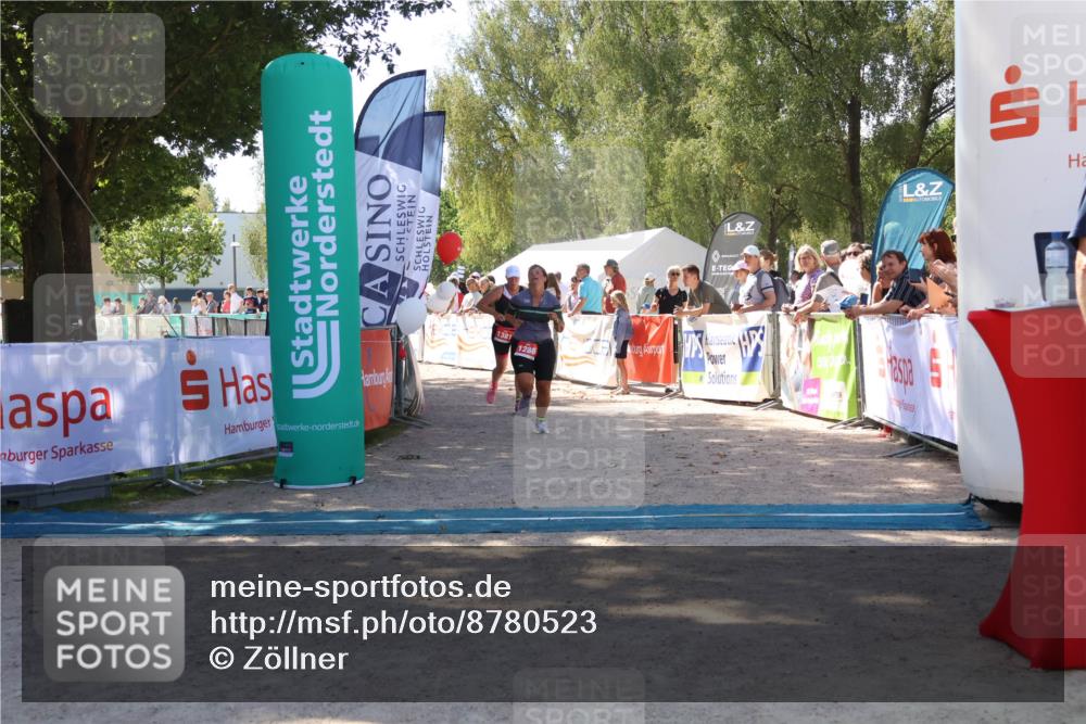 07.09.2025 - 19. Norderstedt Triathlon Zöllner http://msf.ph/oto/8780523 07.09.2025 12:50:42 Ziel 1286, 1381 meine-sportfotos.de
