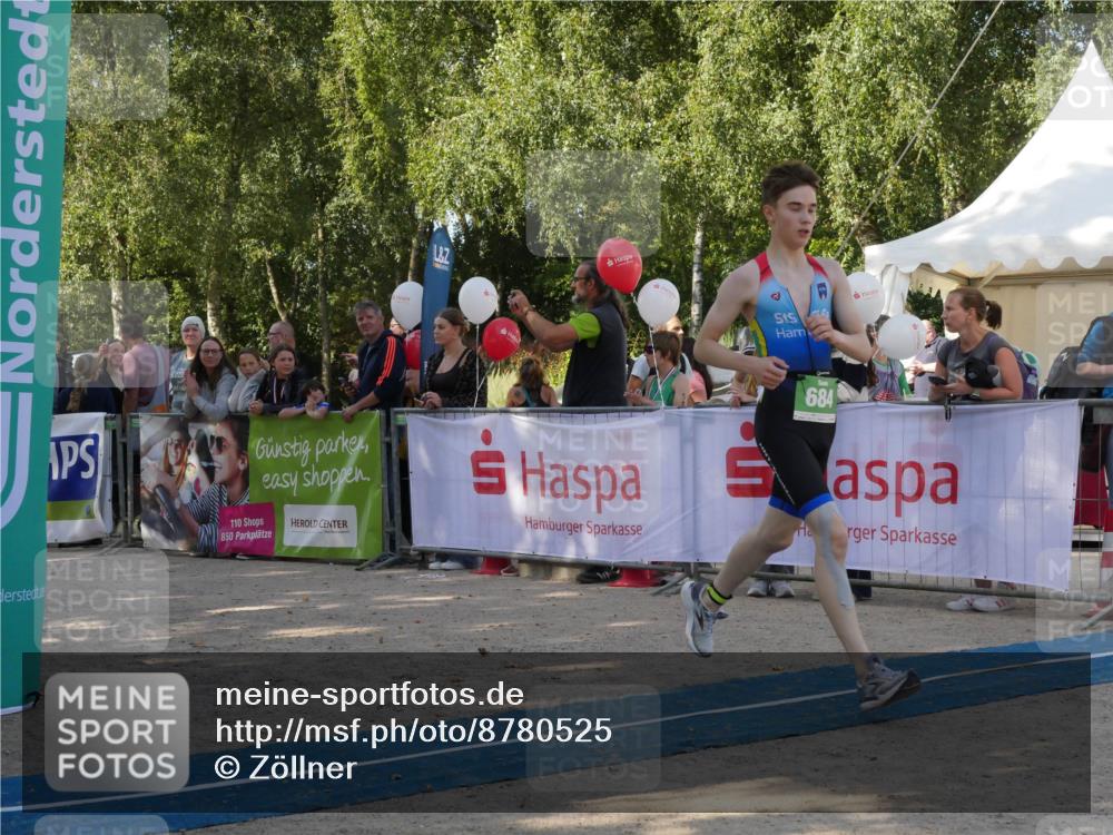 07.09.2025 - 19. Norderstedt Triathlon Zöllner http://msf.ph/oto/8780525 07.09.2025 10:53:56 Ziel 684 meine-sportfotos.de