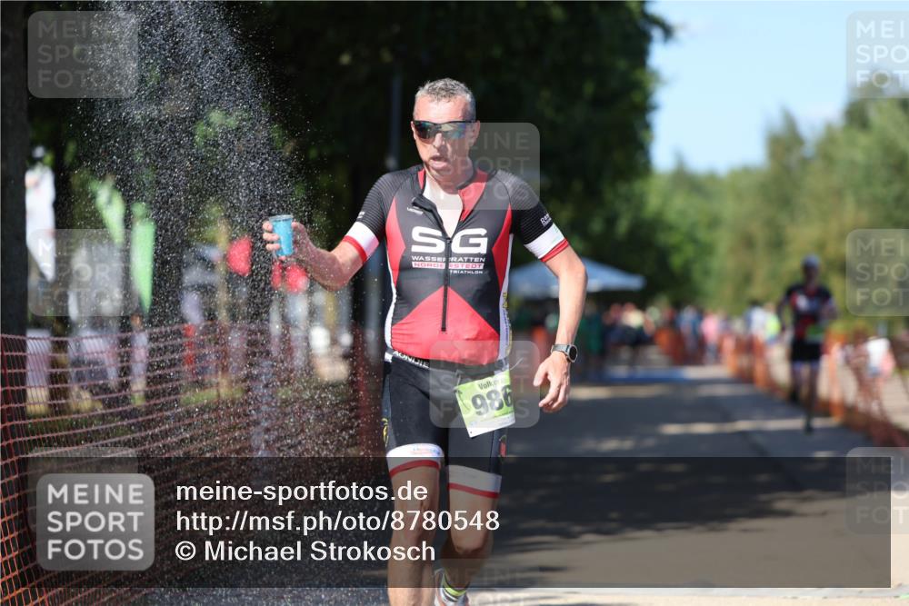 07.09.2025 - 19. Norderstedt Triathlon Michael Strokosch http://msf.ph/oto/8780548 07.09.2025 15:01:16 Laufen 979, 986 meine-sportfotos.de