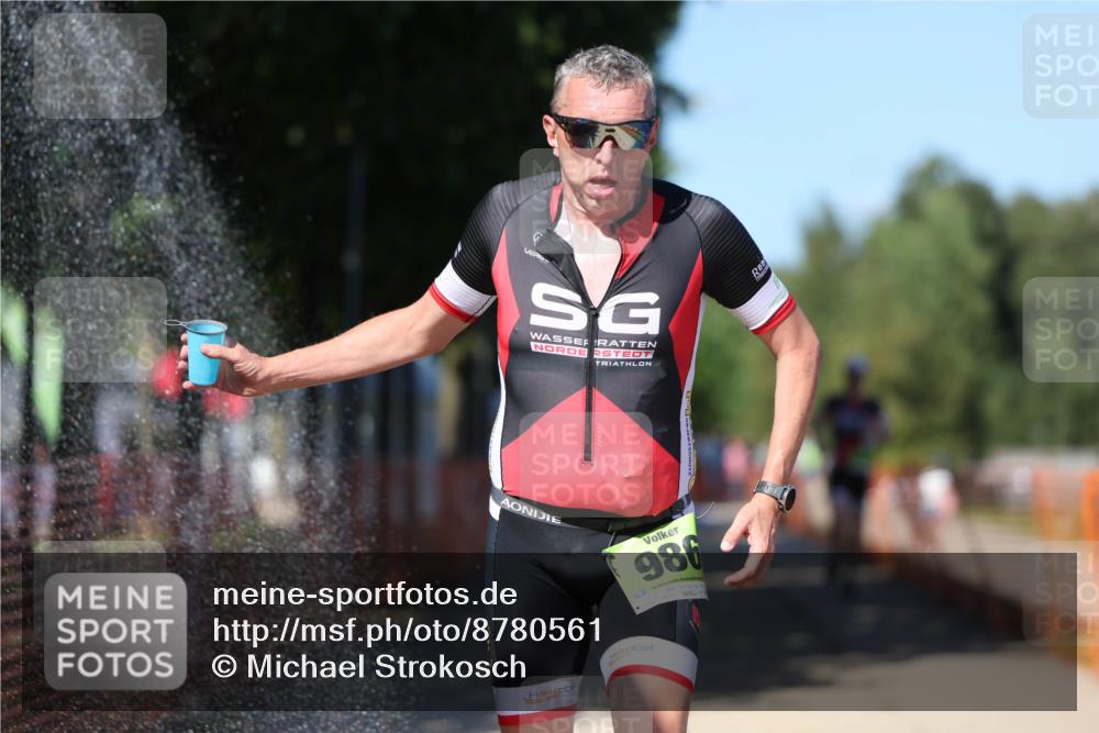 07.09.2025 - 19. Norderstedt Triathlon Michael Strokosch http://msf.ph/oto/8780561 07.09.2025 15:01:16 Laufen 979, 986 meine-sportfotos.de
