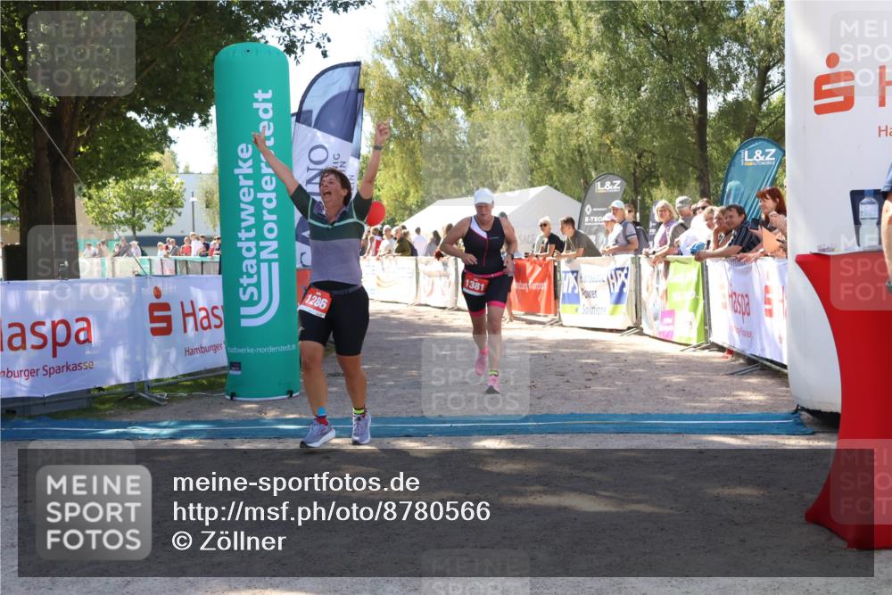 07.09.2025 - 19. Norderstedt Triathlon Zöllner http://msf.ph/oto/8780566 07.09.2025 12:50:45 Ziel 1286, 1381 meine-sportfotos.de