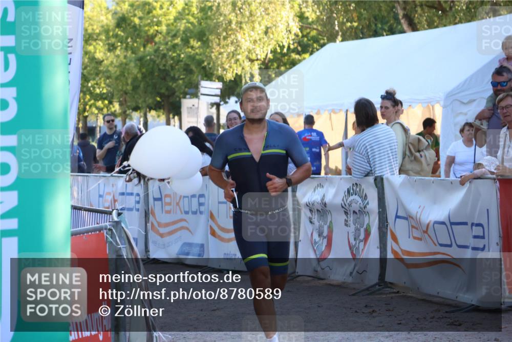 07.09.2025 - 19. Norderstedt Triathlon Zöllner http://msf.ph/oto/8780589 07.09.2025 17:36:07 Ziel 1476 meine-sportfotos.de